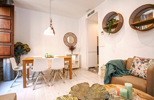 Central District Apartment | Lovely apartment near the Cathedral. Zacatin 202