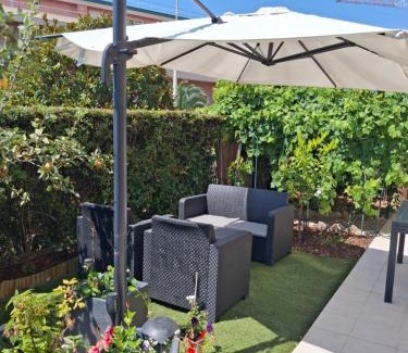 Nice Apartment | Lovely apartment with private garden and a swimming-pool