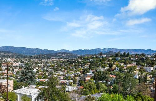 Adams Hill Apartment | Lovely apartment with stunning view