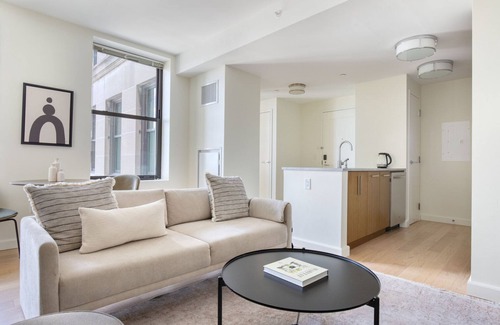 Bay Village Apartment | Lovely Back Bay 1BR w/Gym & W/D, nr Restaurants, by Blueground
