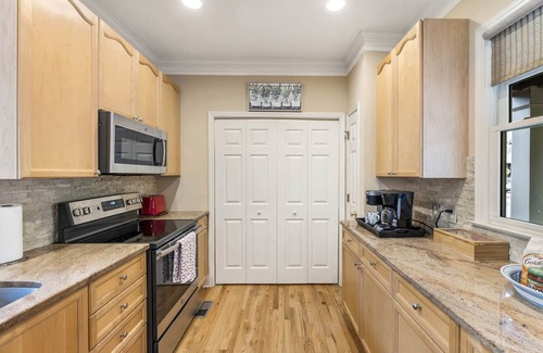 Big Canoe House | Lovely Big Canoe Cottage Ideal Location with Breathtaking View