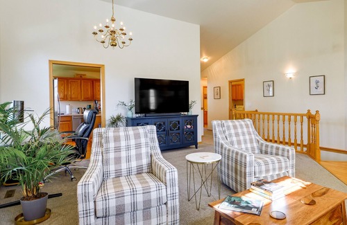 Billings House | Lovely Billings Home: Patio, Fireplace & Grill!
