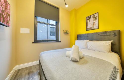 City Centre Glasgow Apartment | Lovely Central Station 1 Bed Apartment B10