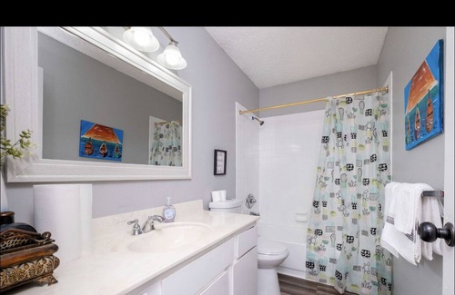Sherwood Condo | Lovely condo in sherwood with pool