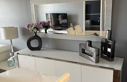 Grandview Heights Condo | Lovely condo in the heart of downtown Cityplace