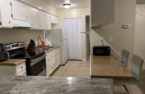 Downtown Las Vegas Apartment | Lovely condo