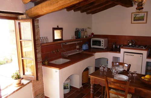 Barberino Val d'Elsa Apartment | Lovely cottage in Chianti, on Tuscan organic ecoturismo with pool & sunset views