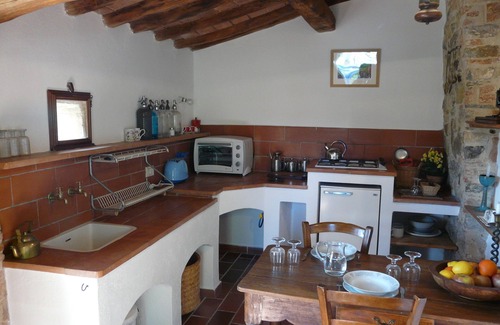 Barberino Val d'Elsa Apartment | Lovely cottage in Chianti, on Tuscan organic ecoturismo with pool & sunset views