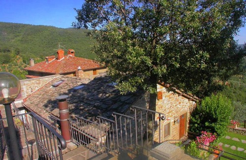 Cortona House | Lovely Cottage in Cortona with Pool and Stunning Views