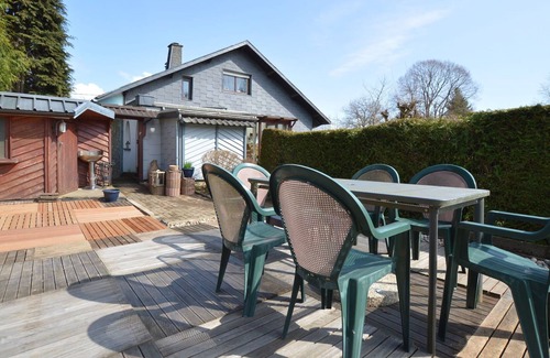 Walk Cottage | Lovely Cottage in Waimes near the Lake