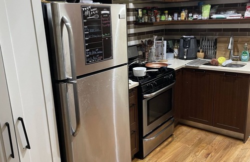 Bushwick Apartment | Lovely cozy 1 bedroom in bushwick