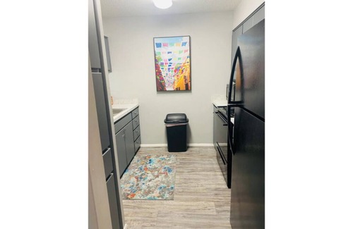 Central Oklahoma City Apartment | Lovely Designer 1 Bedroom with Free Parking