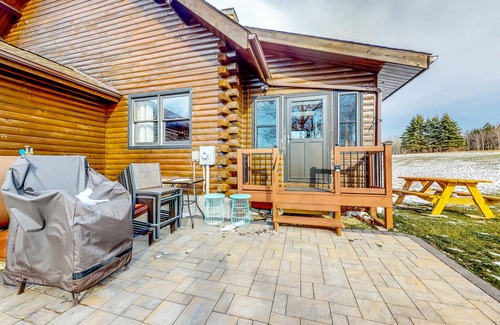 Hammondsport House | Lovely dog-friendly home on 100 acres w/free WiFi/cable/stocked pond/rowboat