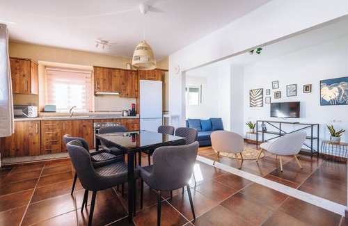 San Bartolome Apartment | Lovely Duplex at Santa Cruz 10 people Parking Optional