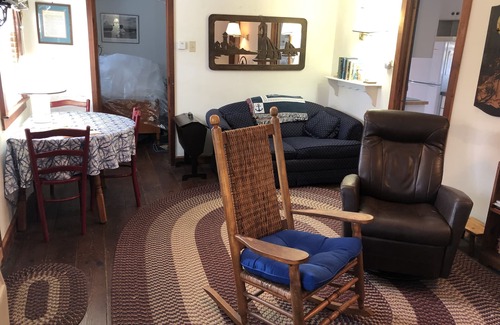 Eastham Cottage | Lovely Eastham Cottage with Private Back Yard (2217)