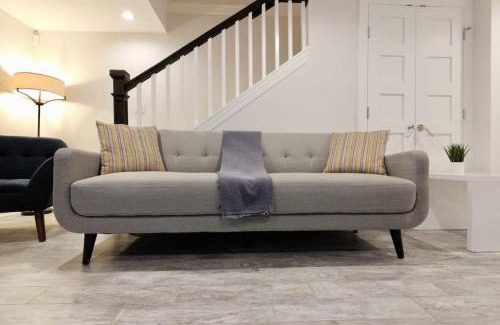 Near Northeast Apartment | Lovely English Basement Apartment in Washington DC