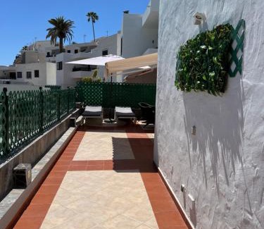 Puerto Rico Apartment | Lovely apartment 2 rooms with big terrace in Puerto Rico