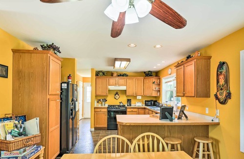 Burdett House | Lovely Finger Lakes Retreat w/ Deck & Lake Views!