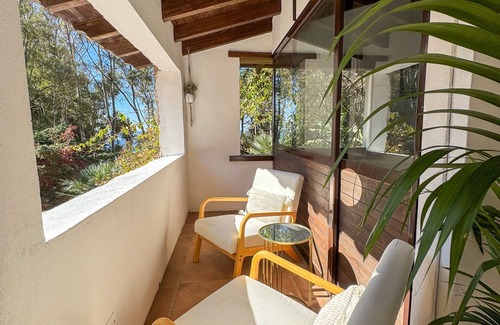 Torre delle Stelle Villa | Lovely Five Bedroom Villa Steps from Beach with Hot Tub!
