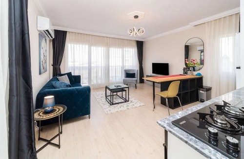 Lara Apartment | Lovely Flat 2 km to Lara Beach in Muratpasa