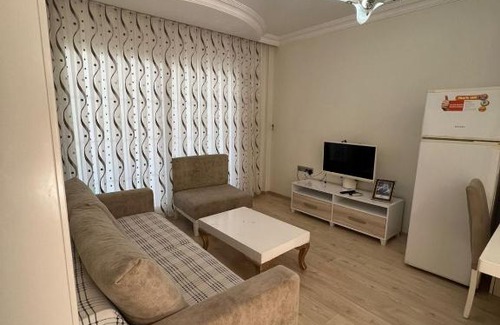 Akbuk Apartment | Lovely Flat in Didim with Shared Pool Sauna Gym