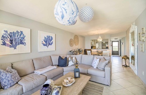 Fort Pierce Shores Apartment | Lovely Fort Pierce Condo, Walk to Beach!