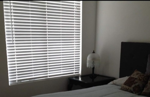 Centennial Hills House | Lovely golf course apartment