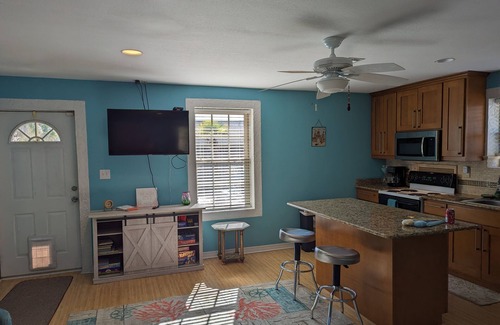 Ono Island Cottage | Lovely Guest Cottage min from Perdido Key Beaches