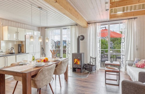 Wandlitz House | Lovely home in Hafendorf Zerpenschleu
