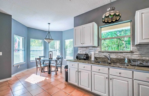 Edgar House | Lovely Hawthorne Home w/Private Boat Dock!
