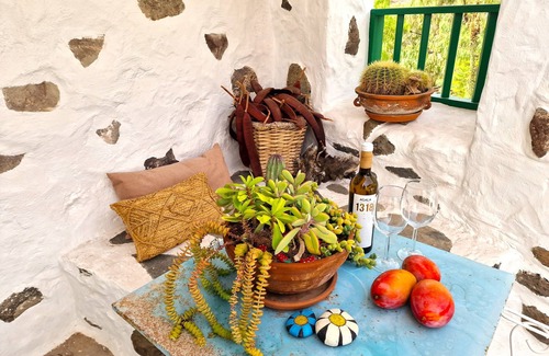 Mogan House | Lovely historic house with mountain view in Gran Canaria