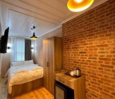 Kumkapi Hotel | Lovely History