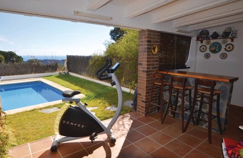 Sant Cebria de Vallalta House | Lovely home in St. Cebrià de Vallalta