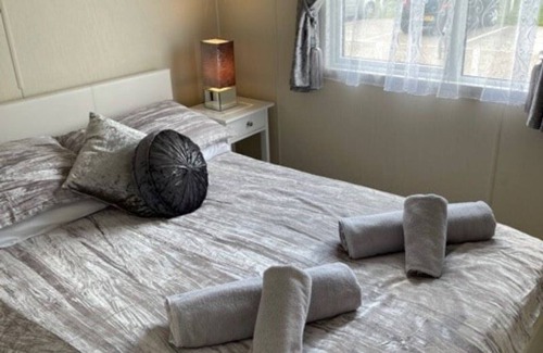 Lydd-on-Sea Other | Lovely Holiday Home - Romney Sands by the Sea