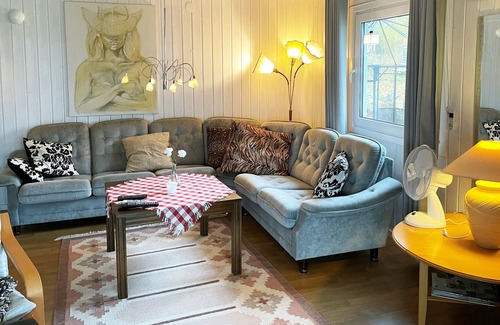 Lagan House | Lovely holiday home with a panoramic view of lake Flåren near Lagan | SE06042