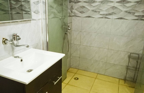 Safed Apartment | Lovely holiday unit (studio)