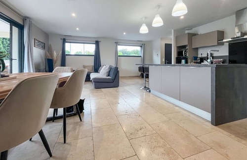 Saint-Genies-de-Comolas House | Lovely home in St-Genies-de-Comolas