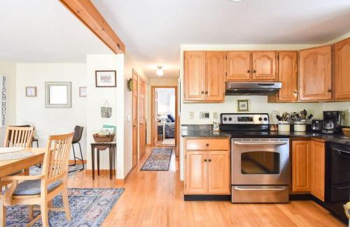 Eastham House | Lovely Home Close to Bike Bath and Beach