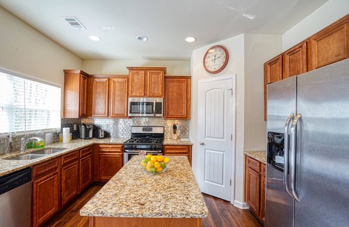 Austell House | Lovely Home Conveniently Located for Corporate,Family & Individual STays