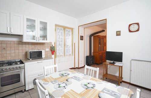 Arnasco House | Lovely home in Arnasco with WiFi
