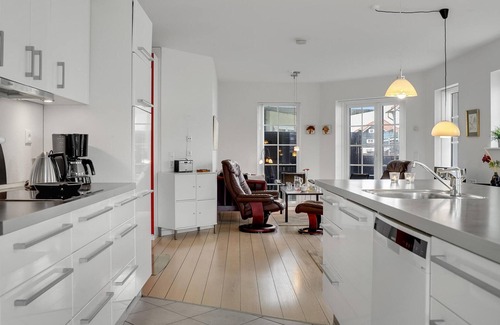 Bogense House | Lovely home in Bogense with kitchen