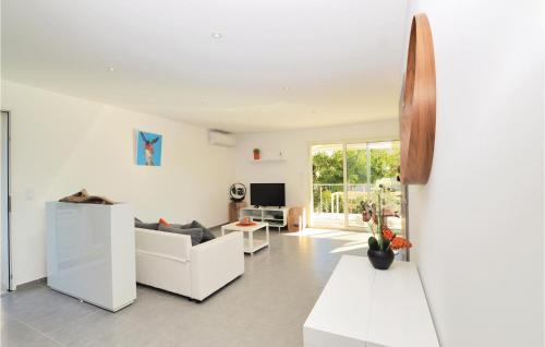 Prunete House | Lovely Home In Cervione With Wifi