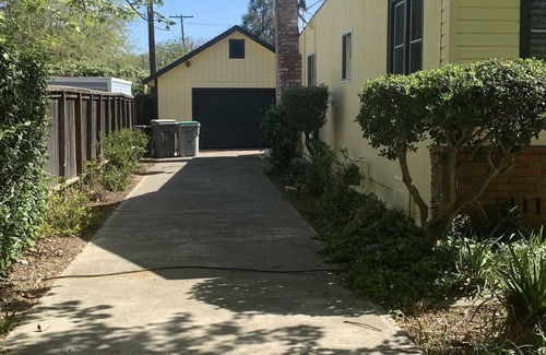 Clarksburg House | Lovely Home in Clarksburg*Sleeps 6*Walk to Winery