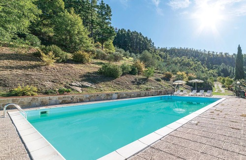Dicomano House | Lovely home in Dicomano with WiFi