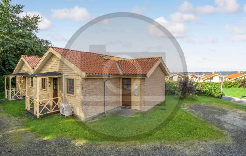 Rendbjerg House | Lovely Home In Egernsund With Kitchen