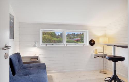 Ordrup House | Lovely Home In Fårevejle With Kitchen