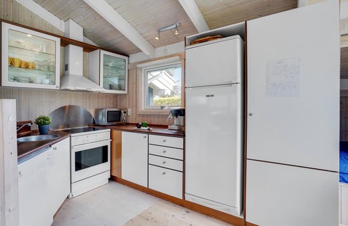 Flovt Strand House | Lovely home in Haderslev with WiFi
