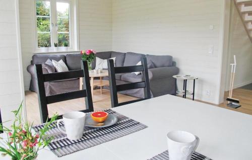 Hamburgsund House | Lovely Home In Hamburgsund With Wifi