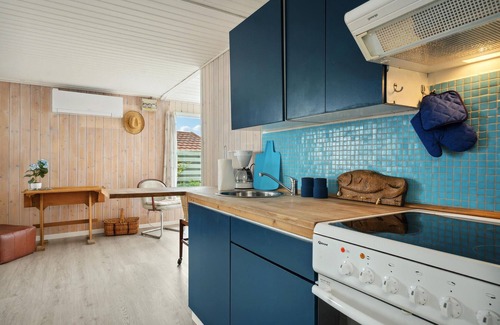 Hejlsminde Strand House | Lovely home in Hejls with WiFi