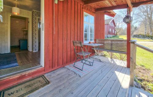 Hindas House | Lovely Home In Hindås With Kitchen